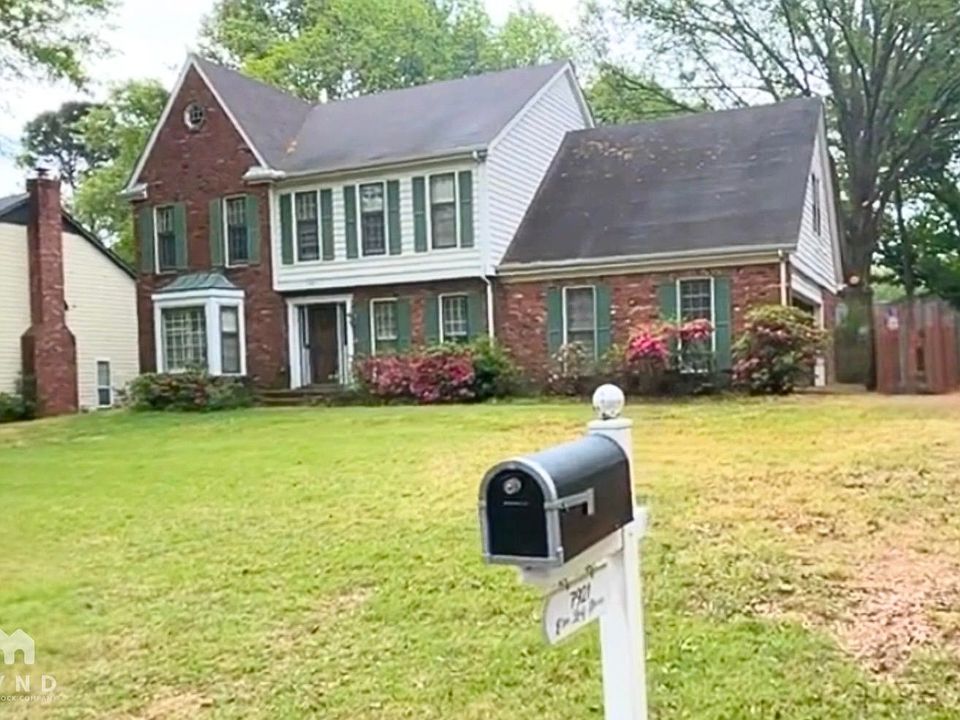 1st image of 7921 Elm Leaf Dr