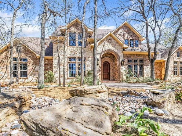 621 Alexandrite Dr, Oak Pt, TX 75068