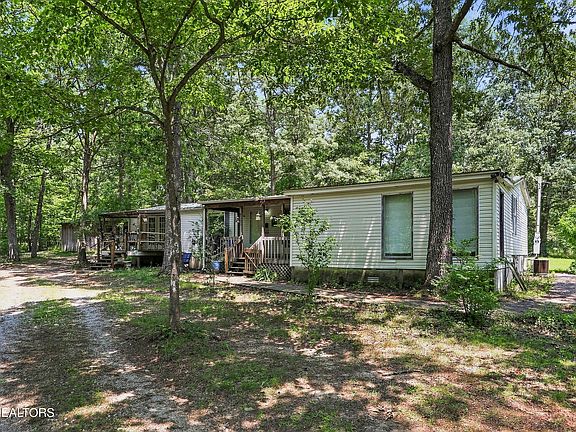 2nd image of 638 Crestview Loop