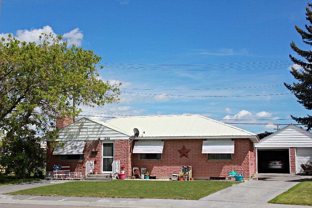 1st image of 250 Alpine Dr