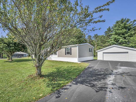 4th image of 522 Crawford Marion Line Rd