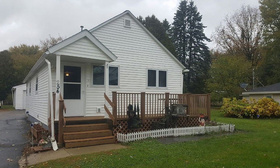 1st image of 254 Joyce St