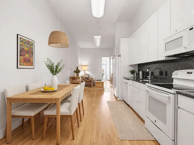 365 Knickerbocker Ave #2L — Photo 2