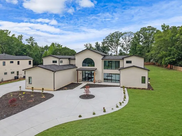 1530 W Sandtown Rd SW, Marietta, GA 30064