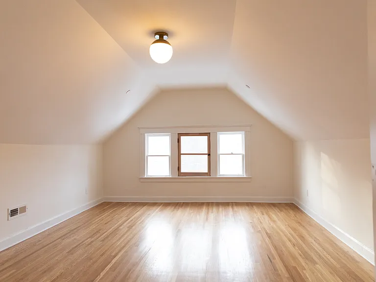 569 Linwood Ave #2 — Photo 28