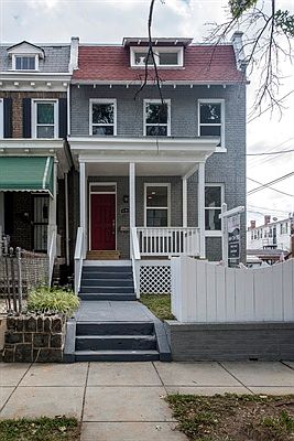 
        432_Taylor_St_NW_70439_00