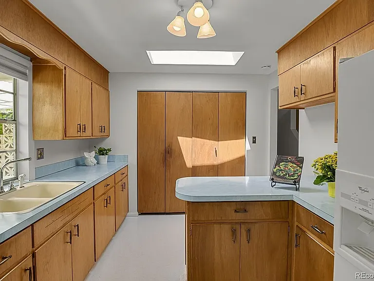 7770 W 59th Ave — Photo 10