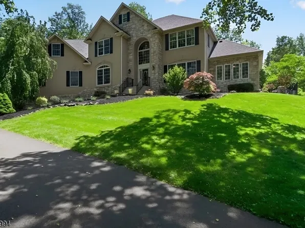 41 SUTTON FARM ROAD, Delaware Twp., NJ 08822