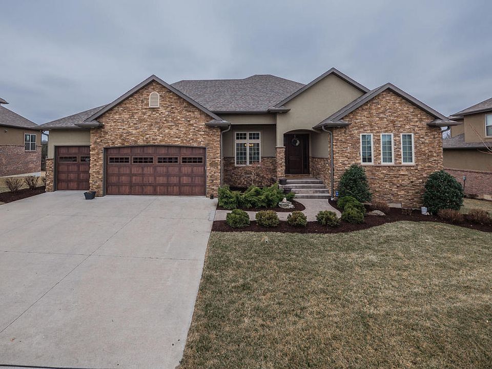 1st image of 2707 Bristol Lake Dr