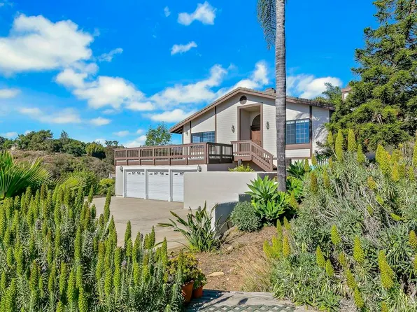 1515 Monte Vista Dr, Vista, CA 92084