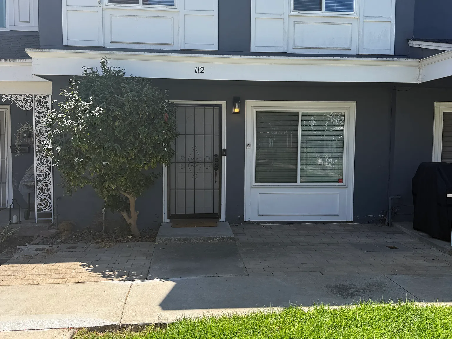 3 bed, 1320 sqft, $4,500 — Photo 1