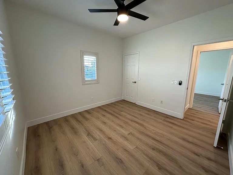 1523 Clifftop Ave — Photo 35