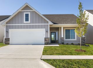 1528 Garland Ave, Norwalk, IA 50021