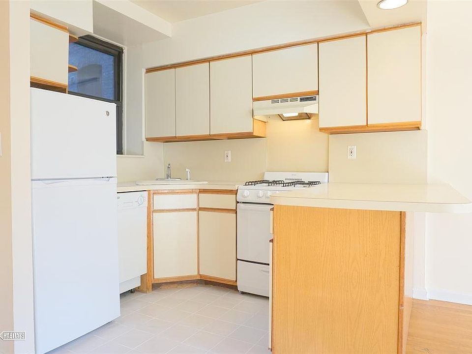 2nd image of 151 E 81st St APT 5d