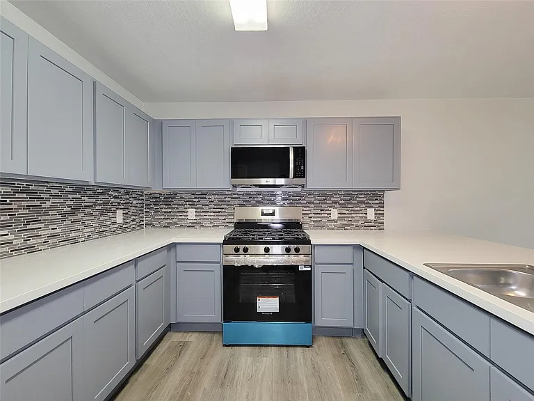 3602 Zephyr Glen Way — Photo 9
