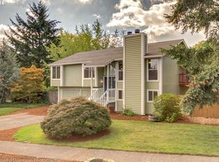 15207 SE Meadow Park Dr, Vancouver, WA 98683