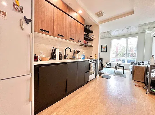 Kitchen, photo 2