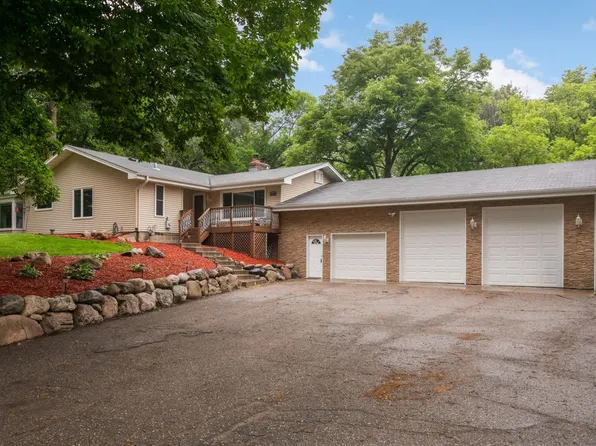 20840 Hidden Ponds Dr, Rogers, MN 55374