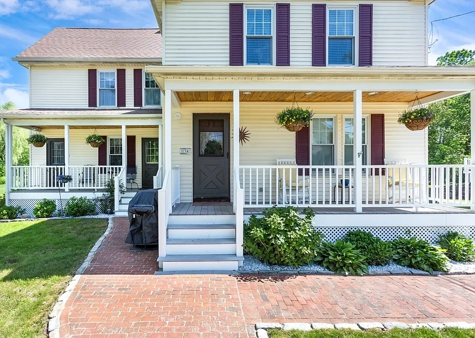 134 Peck St #1