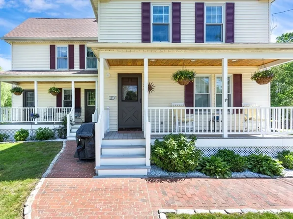 134 Peck St Floor 1, Franklin, MA 02038