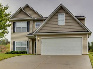 24 Red Shirt Ct, Greer, SC 29651