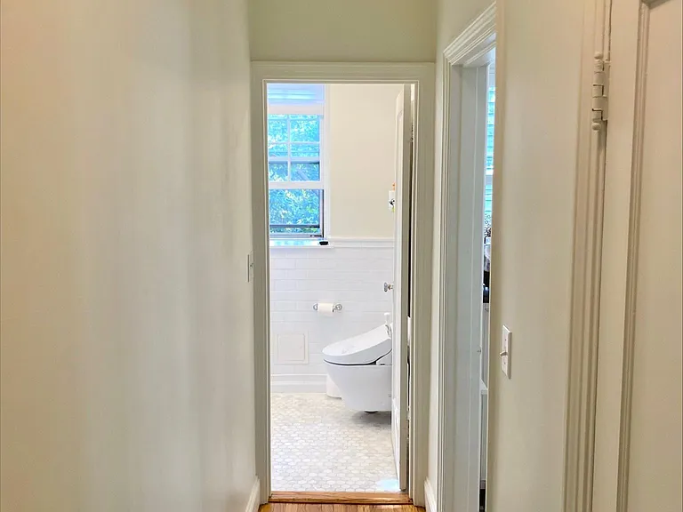41 Bowdoin St #38 — Photo 6