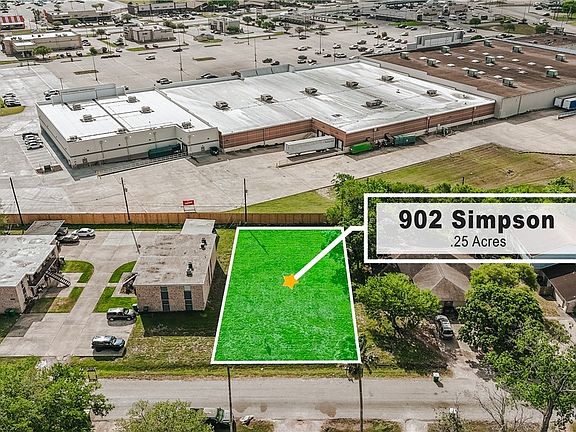 5th image of 902 Simpson Rd