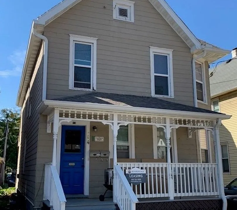 14 S Bassett St