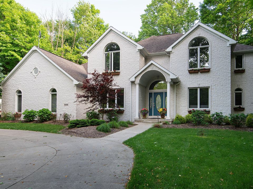 1st image of 5444 Beechwood Ln