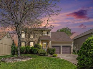 17232 W 157th St, Olathe, KS 66062