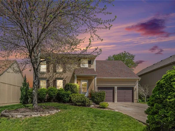 17232 W 157th St, Olathe, KS 66062