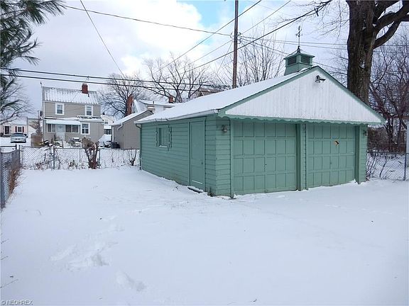 3rd image of 1501 E 195th St