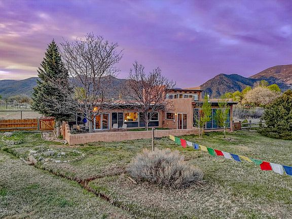 2nd image of 63 Las Animas Rd