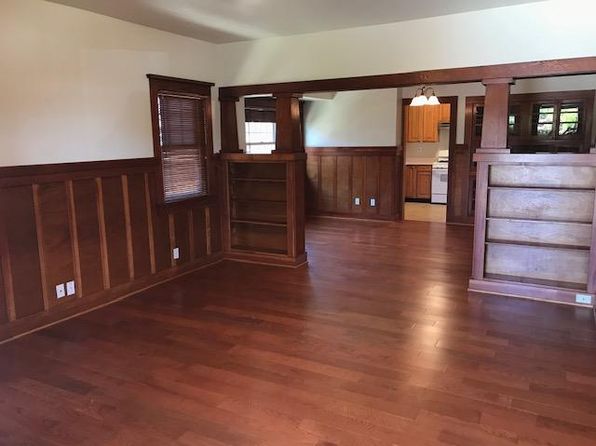 452 S Arcade Dr