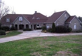 2nd image of 309 Red Gate Ln