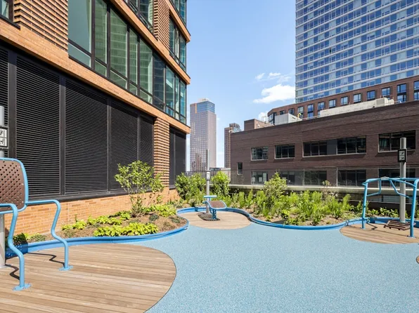 56-27 2nd Street 3002 image 21 of 22