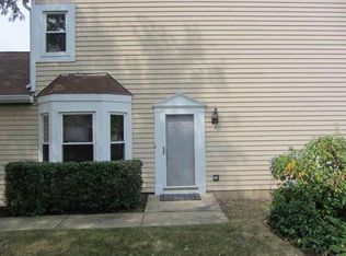 485 Nicole Dr APT D, Bartlett, IL 60103