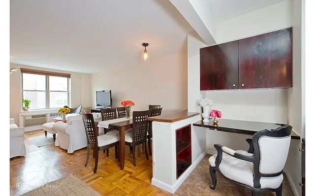 Sold by Douglas Elliman | media 8