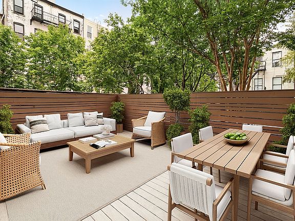 4th image of 288 19th St #1