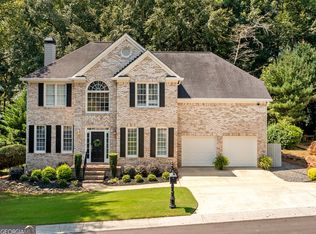 824 Hillcrest Ln, Woodstock, GA 30189