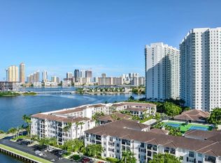 3250 NE 188th St #PH1, Aventura, FL 33180
