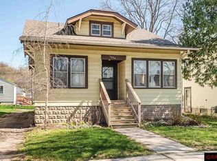 1223 N 4th St, Mankato, MN 56001