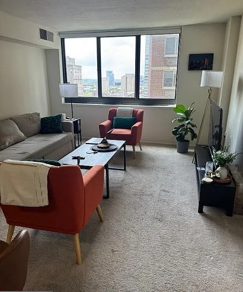 1420 Locust St #15H — Photo 6