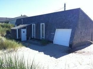 406 NW Oceania Dr, Waldport, OR 97394
