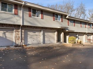 37 Garden Dr, Burnsville, MN 55337