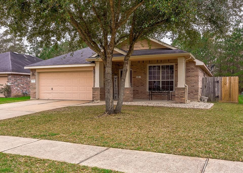 1st image of 30315 Saw Oaks Dr