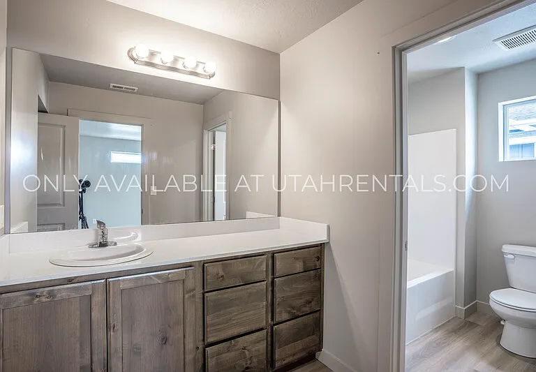1783 N 1280 E — Photo 10