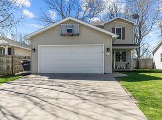 223 Allen Ave, Oshkosh, WI 54901