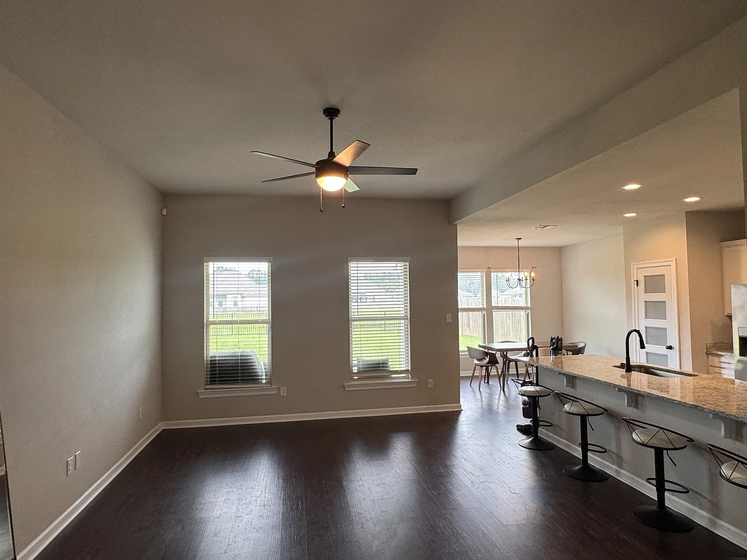 11609 Water View Avenue - 1 — Photo 2