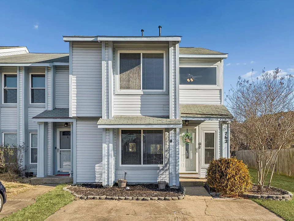 762 Quesnel Dr